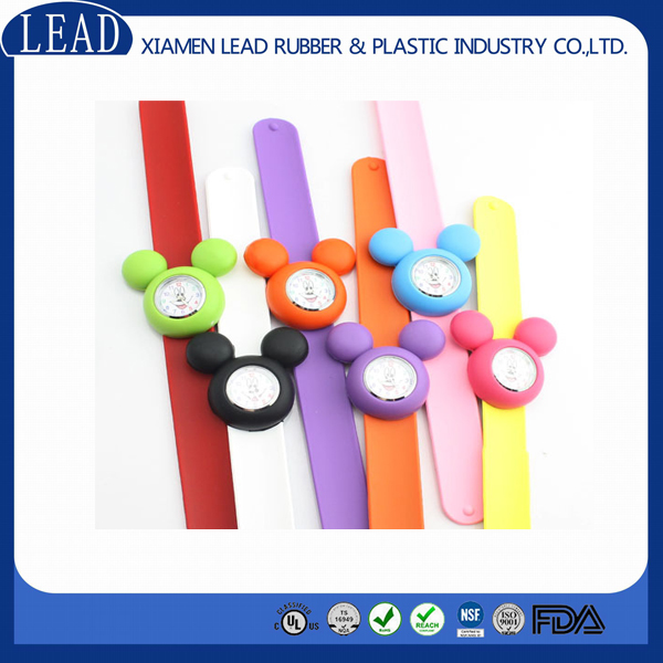 promotion and gifts    colorful silicone fashion watch